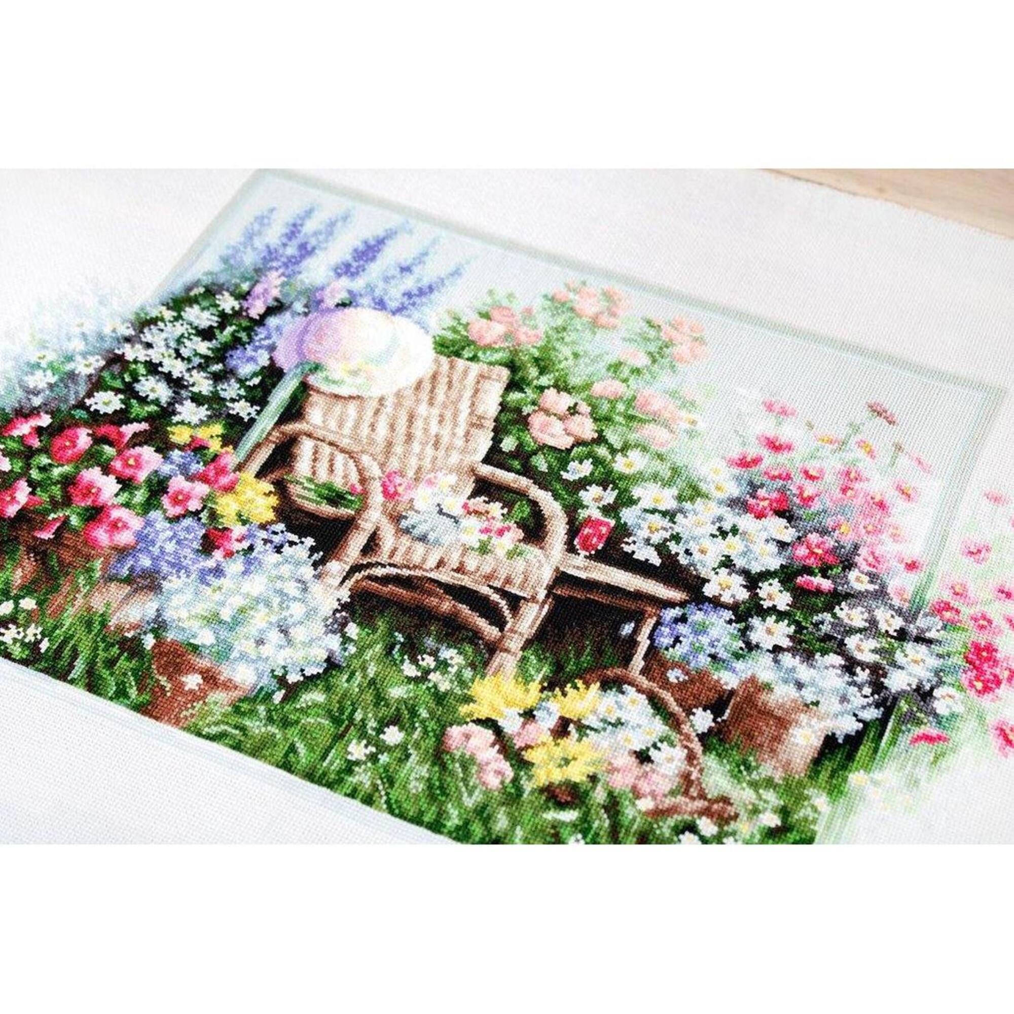 Luca-s Blooming Garden Counted Cross Stitch Kit